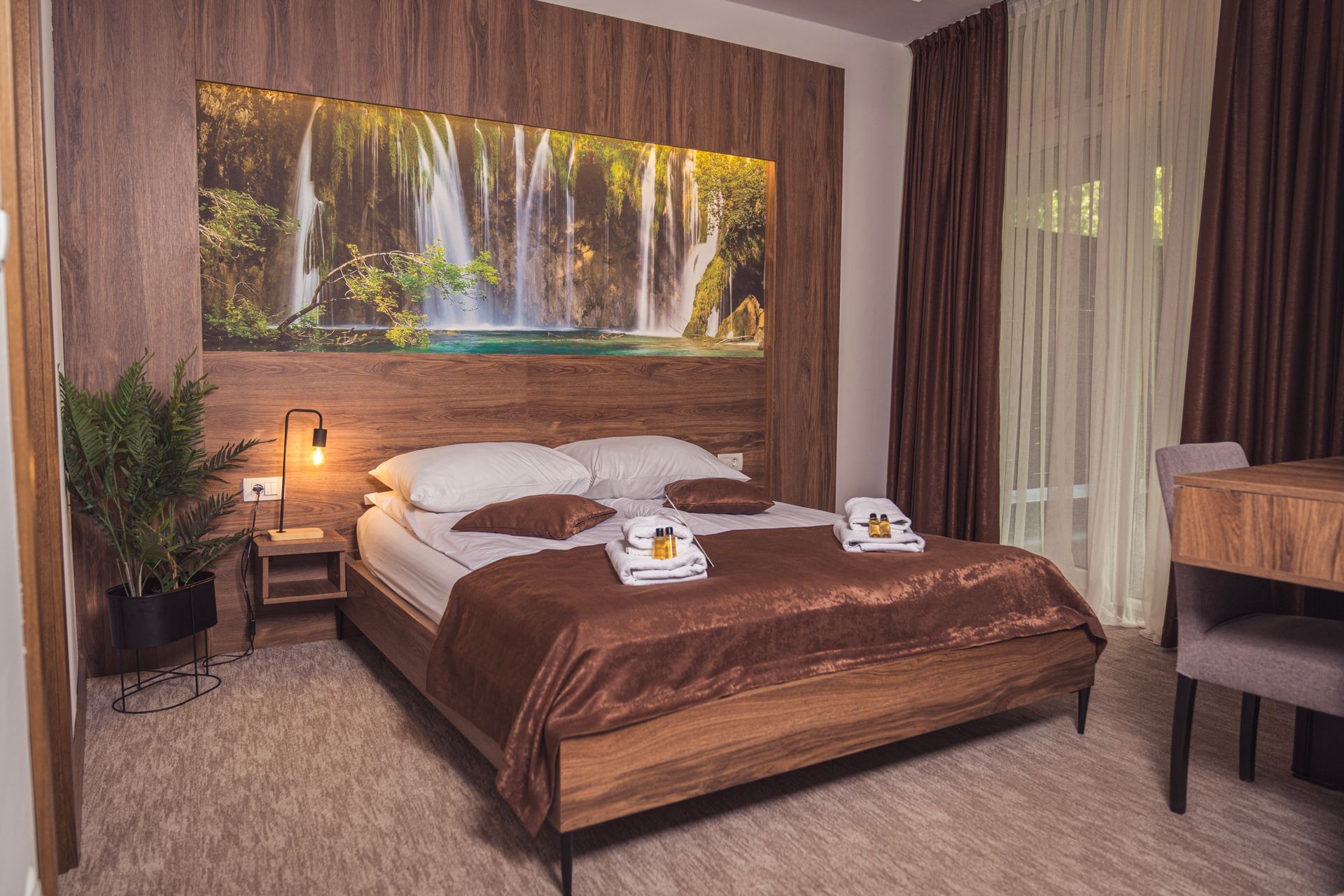 Queen Room with Balcony